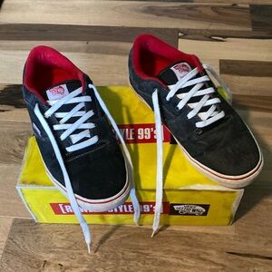 Vans off the wall Rowley Style 99’s